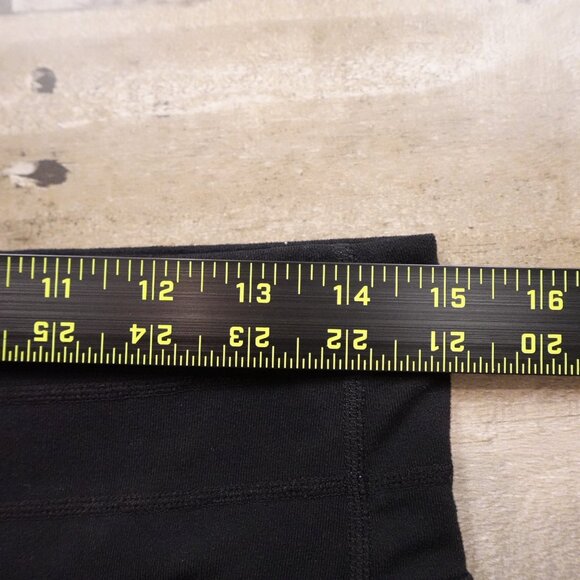 Athleta Black Crop Leggings | Size M | 20” Inseam | Zip Pocket | Mesh Panels - Picture 6 of 12